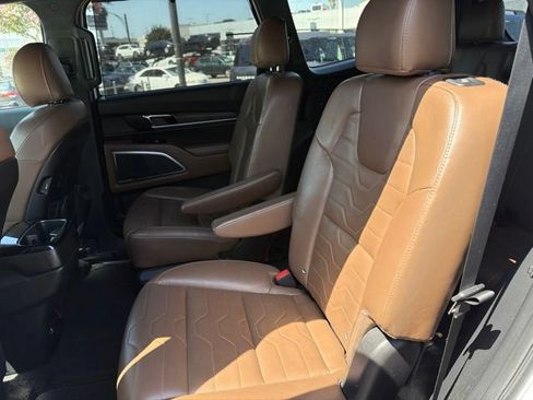 Used 2021 Kia Telluride SX w/ SX Prestige Package AWD/4WD image 18