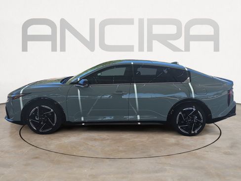 Certified 2025 Kia K4 GT-Line w/ GT-Line Sunroof Package FWD image 5
