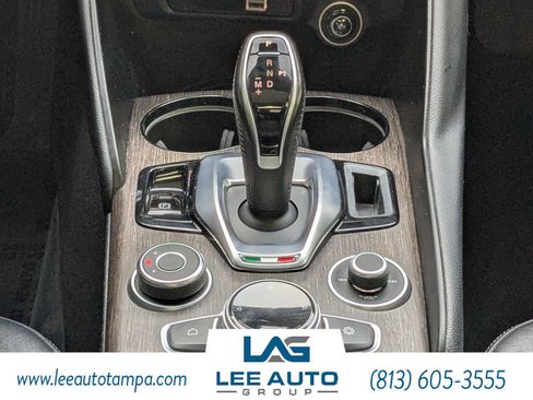 Used 2021 Alfa Romeo Giulia Ti w/ Nero Edizione image 18