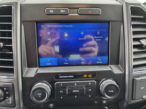 Used 2022 Ford F350 XLT w/ Black Appearance Package image 51