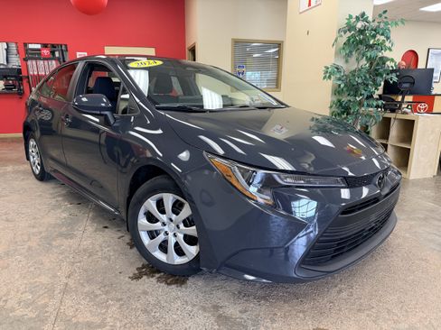 Used 2024 Toyota Corolla LE FWD image 1