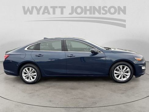 Used 2019 Chevrolet Malibu LT w/ Leather Package image 6