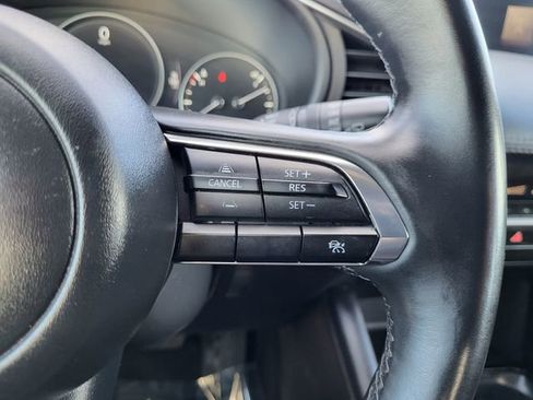 Used 2024 MAZDA MAZDA3 s image 17