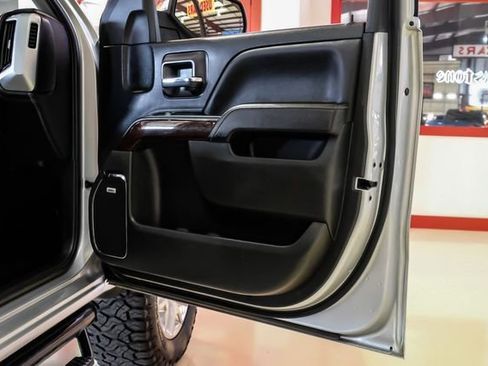 Used 2017 GMC Sierra 1500 SLT image 35
