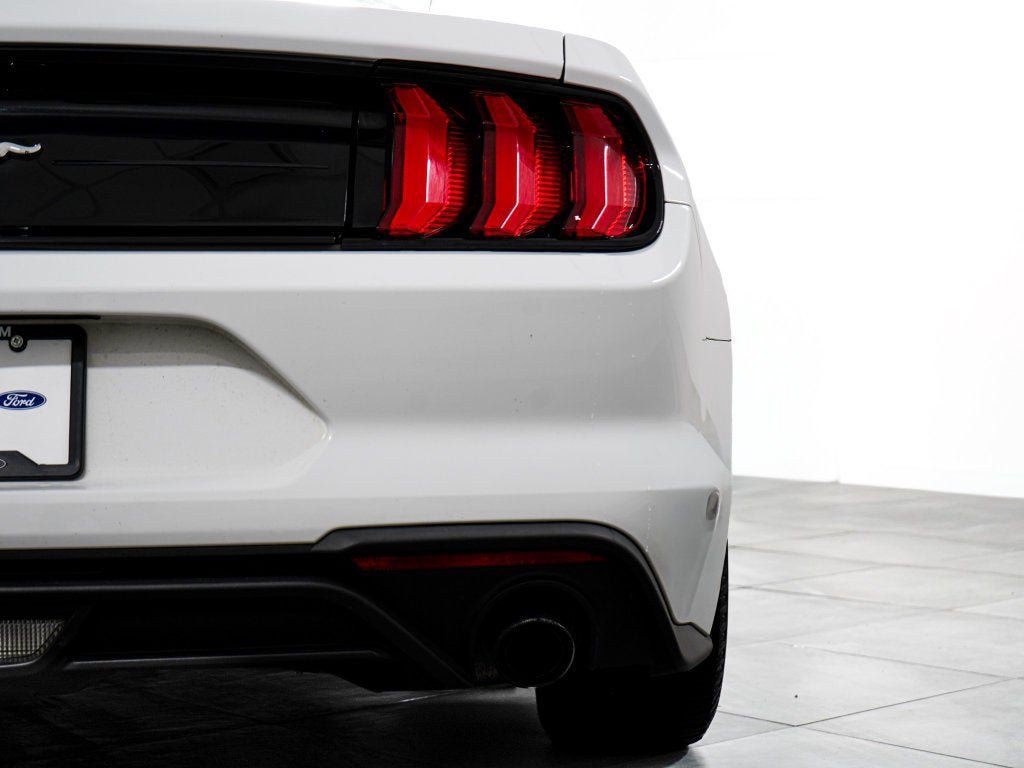 Used 2019 Ford Mustang Coupe RWD image 7
