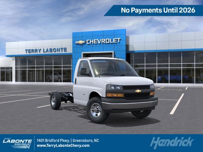 New 2025 Chevrolet Express 3500 w/ Power Convenience Package