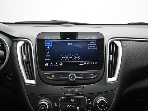 Used 2022 Chevrolet Malibu RS FWD image 15