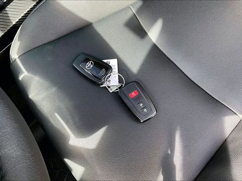 Used 2023 Toyota 4Runner TRD Pro AWD/4WD image 38