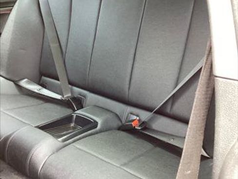 Used 2018 BMW 230i Coupe RWD image 8