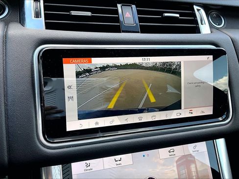 Used 2022 Land Rover Range Rover Sport HSE Silver Edition image 25