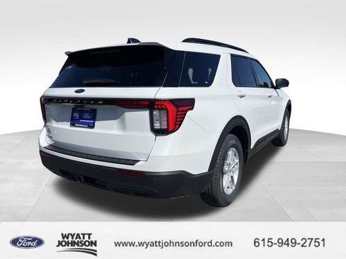New 2026 Ford Explorer Active image 3
