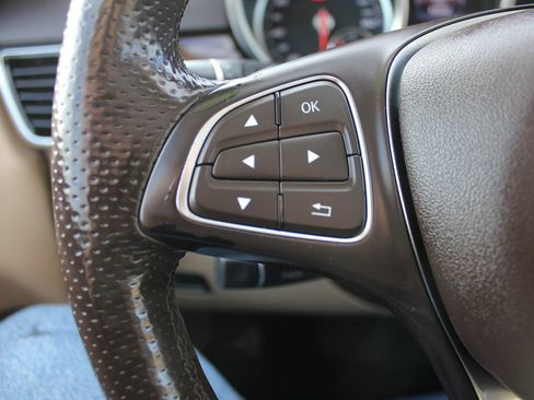 Used 2018 Mercedes-Benz GLE 350 4MATIC image 13