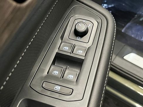 New 2026 Volkswagen Atlas SEL Premium R-Line image 18