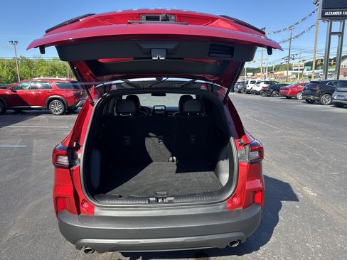 Used 2025 Ford Escape ST-Line AWD/4WD image 7