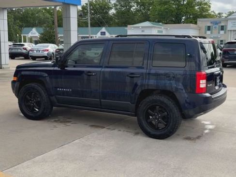 Used 2016 Jeep Patriot Sport w/ Power Value Group AWD/4WD image 7
