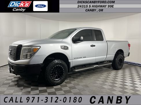 Used 2017 Nissan Titan S image 1