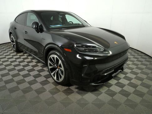 New 2026 Porsche Cayenne S AWD/4WD image 27