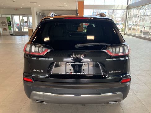 Used 2019 Jeep Cherokee Limited w/ Technology Group AWD/4WD image 6