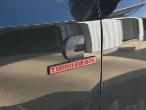 Used 2024 RAM 3500 Laramie w/ Night Edition image 19