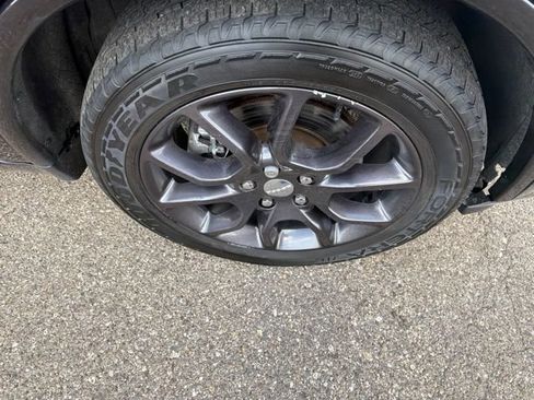 Used 2016 Dodge Durango R/T AWD/4WD image 11