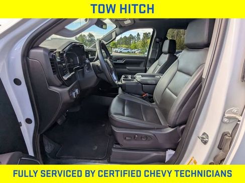 Used 2025 GMC Sierra 1500 SLT AWD/4WD image 13
