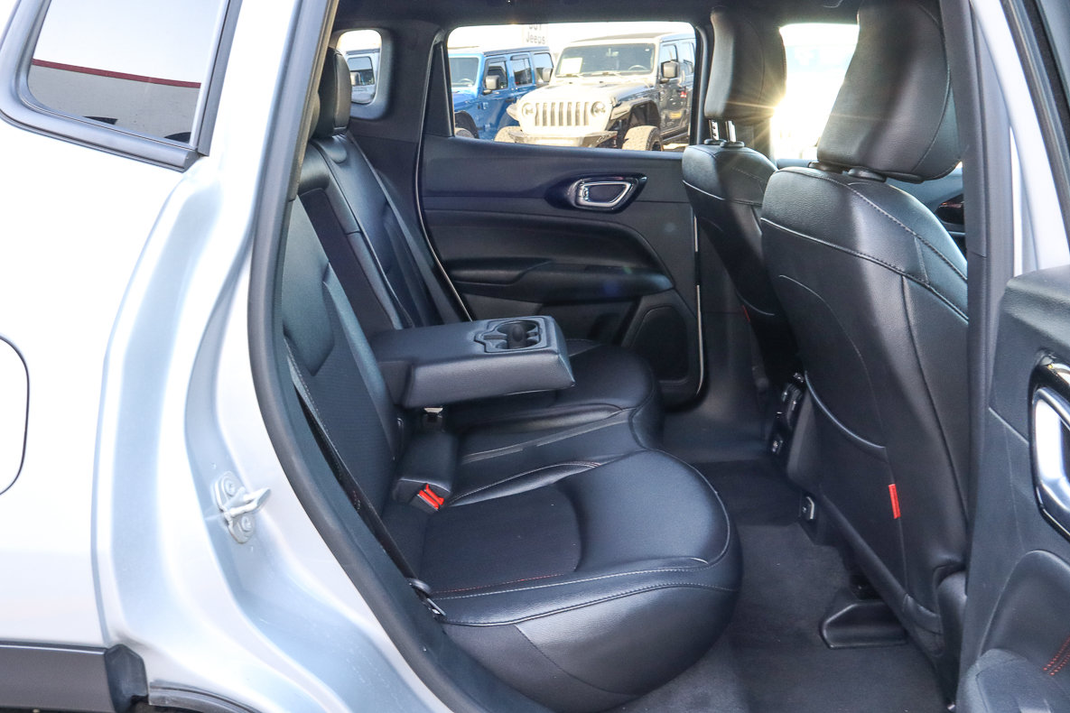 Used 2024 Jeep Compass Trailhawk AWD/4WD image 20