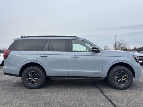 New 2025 Ford Expedition Tremor image 9