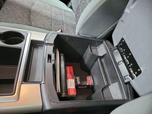 Used 2015 RAM 2500 Big Horn image 44