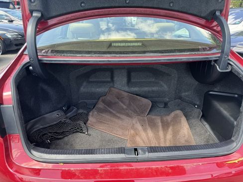 Used 2016 Lexus ES 300h image 16