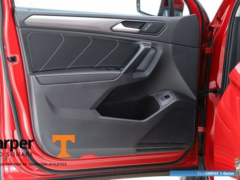 Used 2022 Volkswagen Tiguan SE image 57