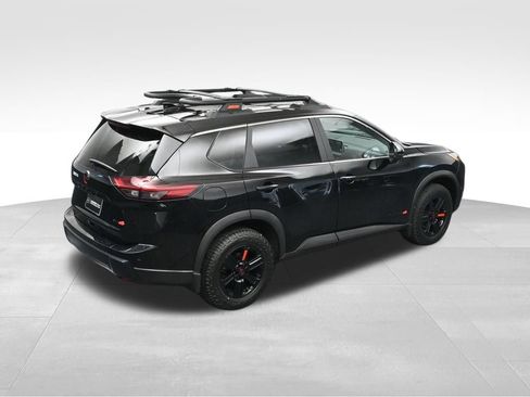 Used 2025 Nissan Rogue SV w/ Rock Creek Premium Package AWD/4WD image 36