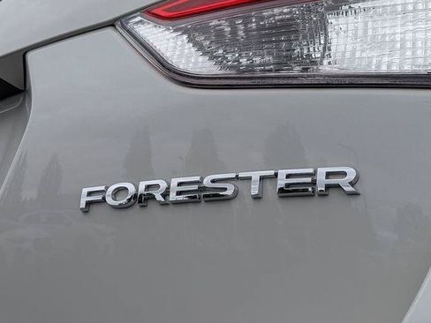 Used 2022 Subaru Forester Limited AWD/4WD image 28