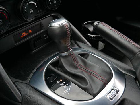 Used 2016 MAZDA MX-5 Miata Club image 24