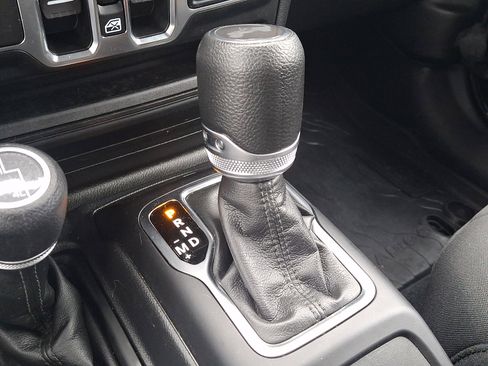 Certified 2023 Jeep Wrangler Unlimited Sport image 14