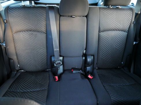 Used 2013 Dodge Journey SXT w/ Flexible Seating Group image 13