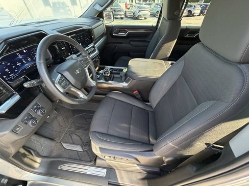 Used 2023 Chevrolet Silverado 1500 RST w/ Rally Edition AWD/4WD image 17