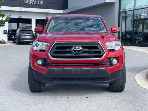 Used 2023 Toyota Tacoma SR5 w/ Technology Package image 2