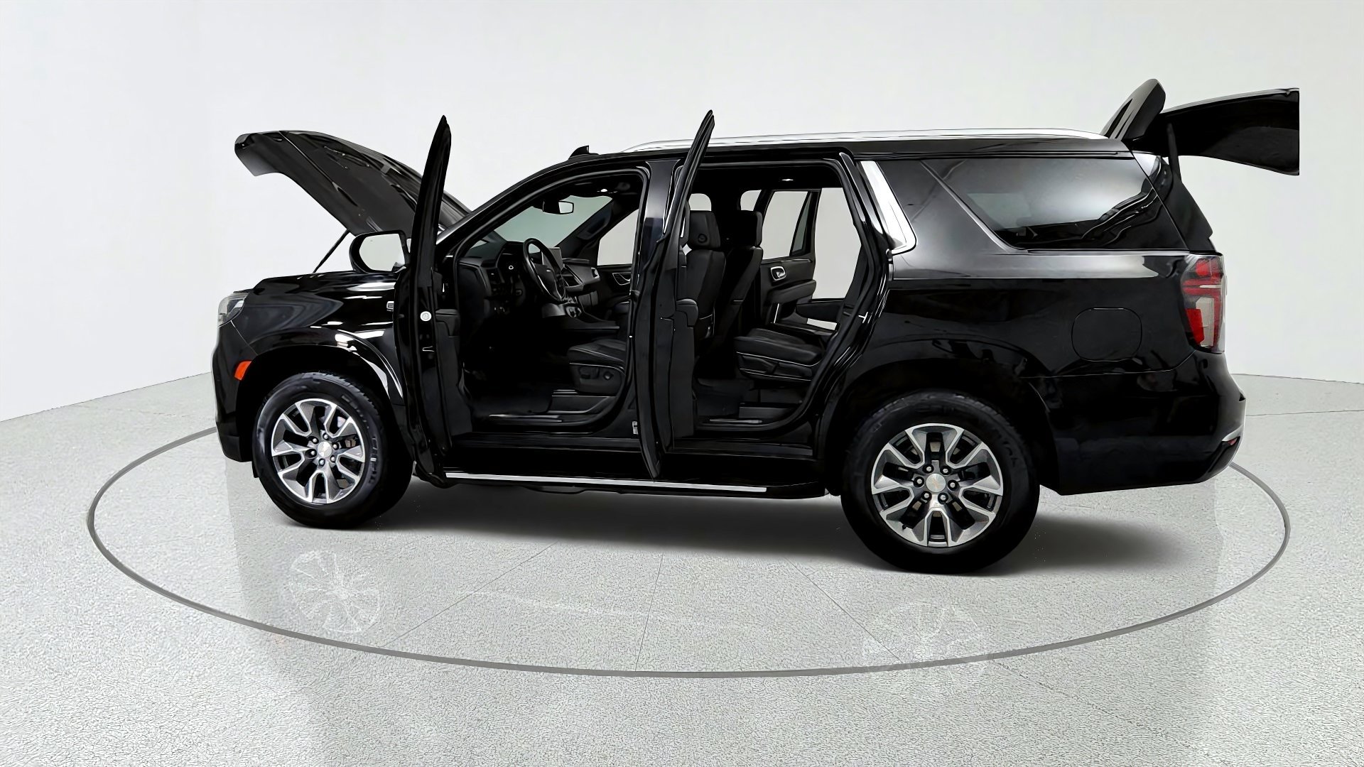 Used 2023 Chevrolet Tahoe LT w/ LT Signature Package AWD/4WD image 10