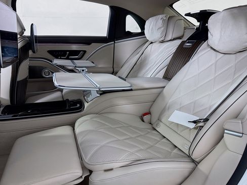 New 2026 Mercedes-Benz Maybach S 580 4MATIC image 8