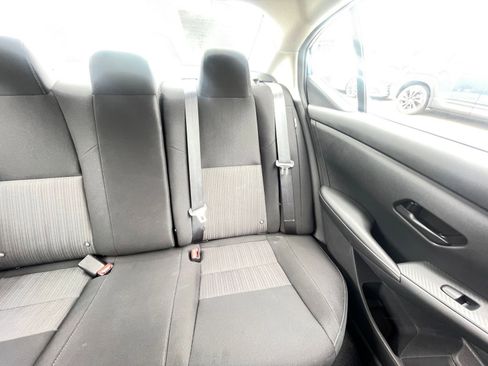 Used 2025 Nissan Sentra SV FWD image 32