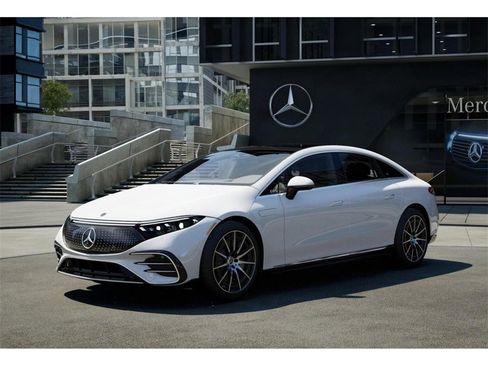 Certified 2024 Mercedes-Benz EQS 580 4MATIC Sedan image 39