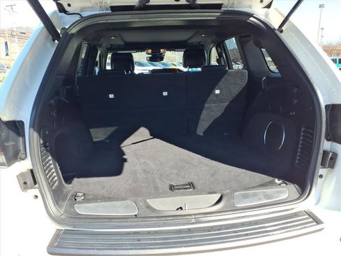 Used 2019 Jeep Grand Cherokee Limited X image 22