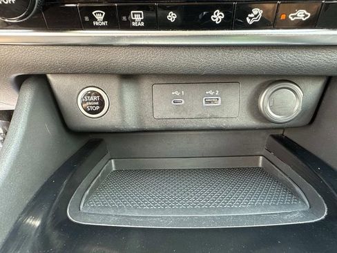 Used 2023 Nissan Rogue SV image 23