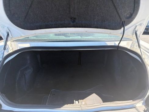 Used 2016 Dodge Challenger R/T RWD image 11