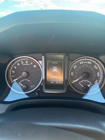 Used 2023 Toyota Tacoma TRD Sport w/ Technology Package AWD/4WD image 19
