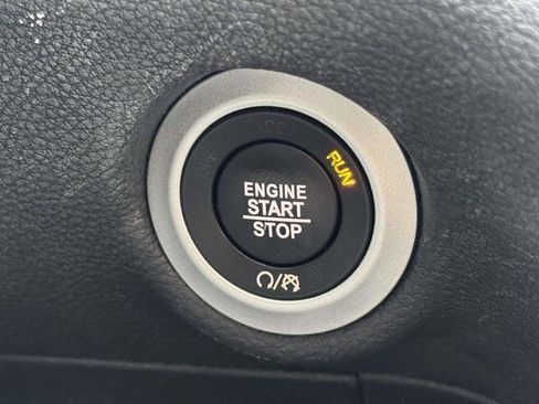 Used 2022 Chrysler Pacifica Touring-L w/ S Appearance Package image 20