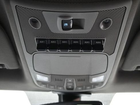 Used 2018 Ford F250 Lariat w/ Lariat Ultimate Package AWD/4WD image 44