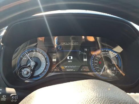 Used 2022 RAM 1500 Limited w/ Body Color Bumper Group image 18