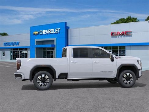 New 2026 GMC Sierra 2500 Denali w/ Denali Reserve Package image 5