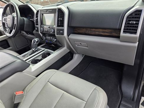 Certified 2019 Ford F150 Lariat image 19